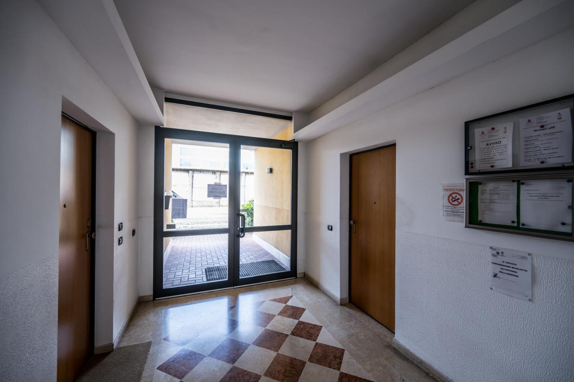 Cozy Suite Rogoredo Apartment Next To The Metro And Train Station Milaan Buitenkant foto