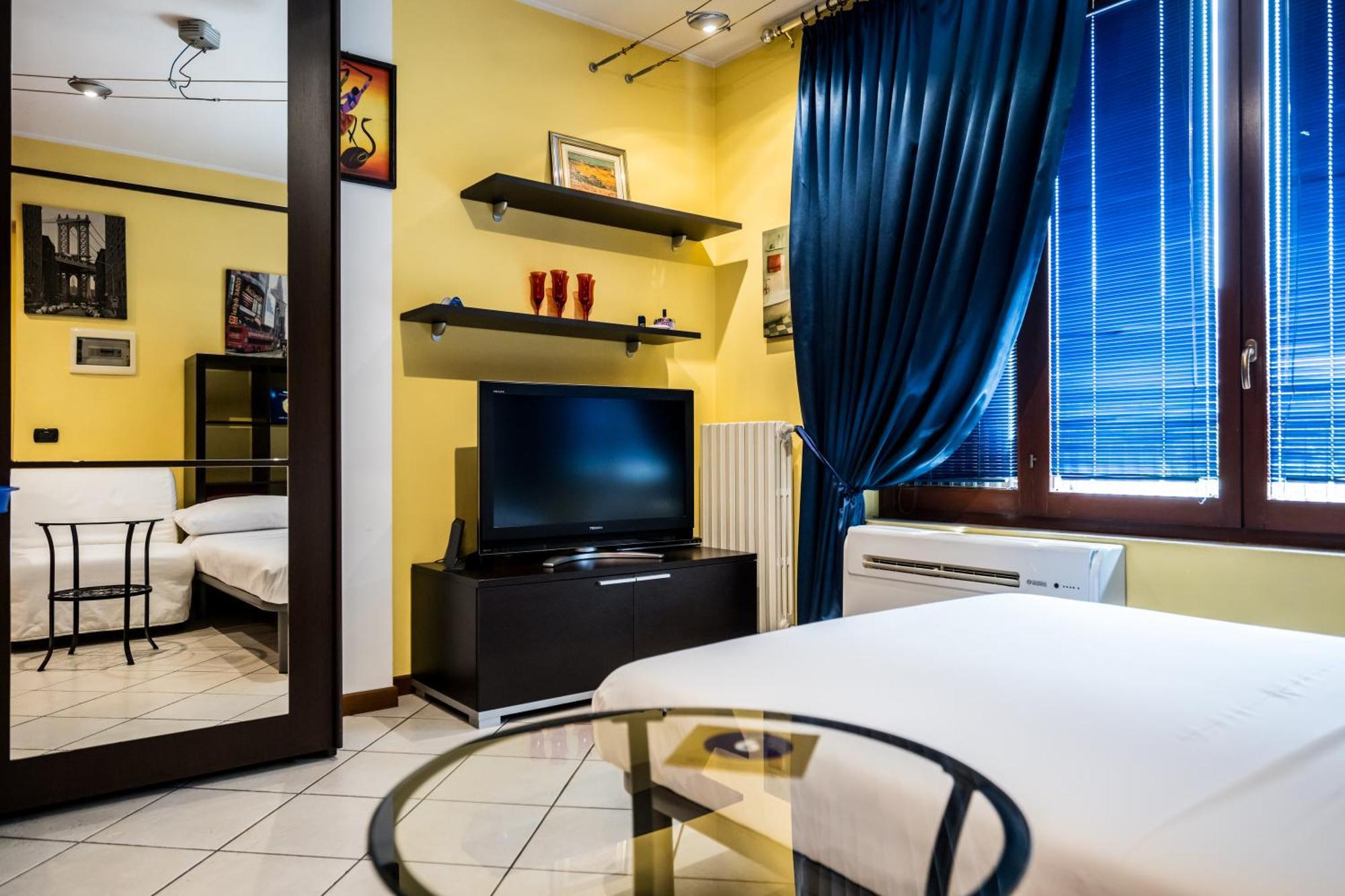 Cozy Suite Rogoredo Apartment Next To The Metro And Train Station Milaan Buitenkant foto